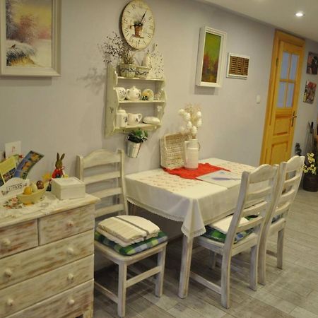 Cztery Pory Roku Apartman Jezow Sudecki Kültér fotó